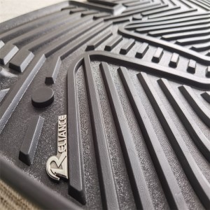 2022 Toyota Prius all weather car floor mat